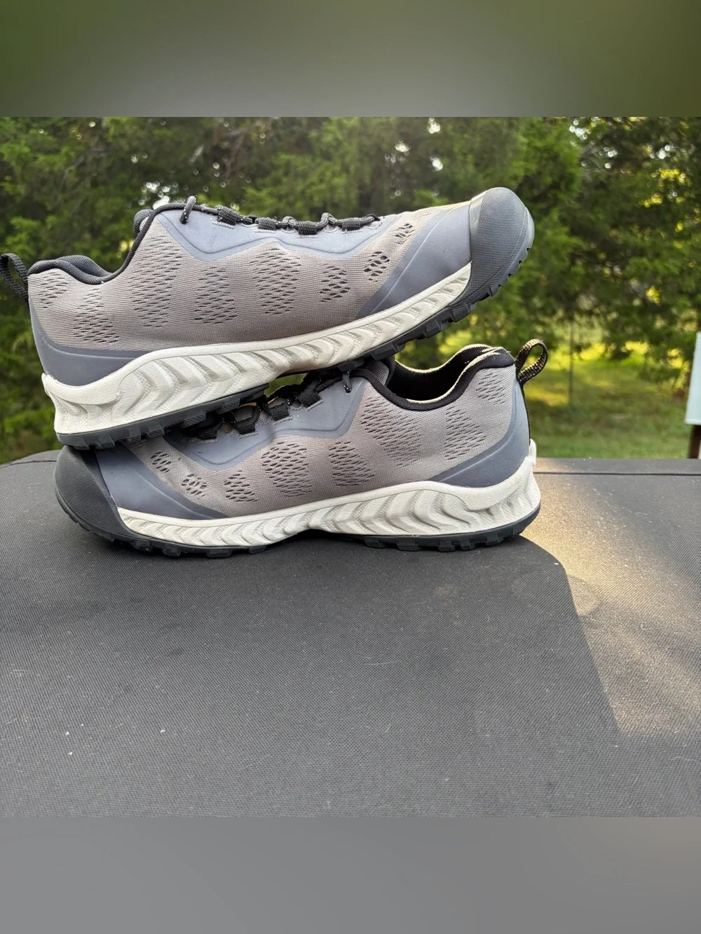 KEEN Men's NXIS Speed Low Vented Hiking Shoes Steel Grey Primrose - Size 12